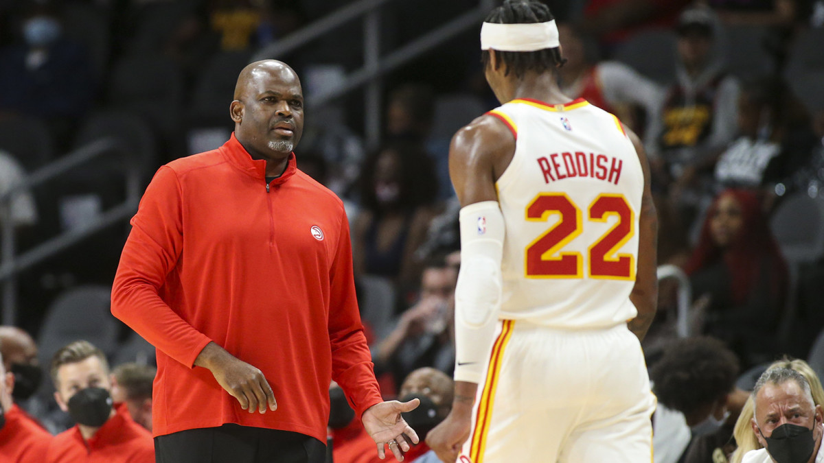 nate-mcmillan-hawks-reddish